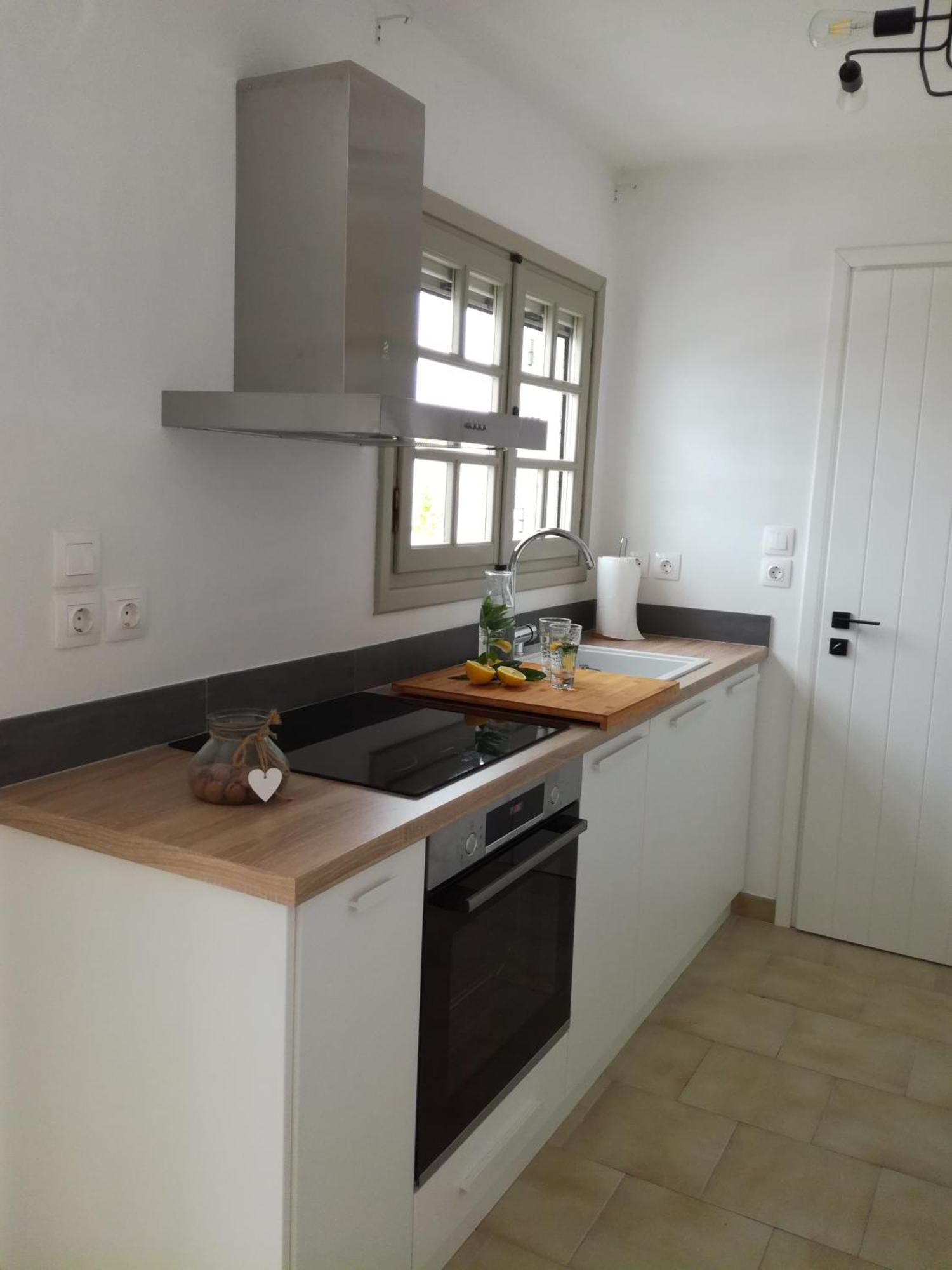 Nesaea Seafront House Villa Parasporos Екстериор снимка